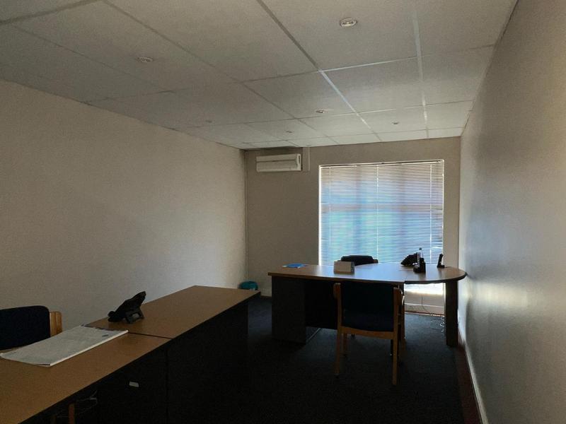To Let commercial Property for Rent in Newton Park Eastern Cape